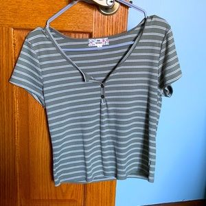 Cropped blouse, v-neck green-grey and white